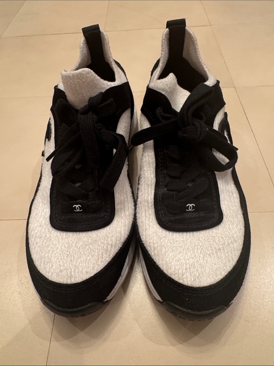CHANEL Black and White CC-Emblem Knit Sneakers
